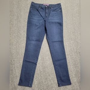 Gloria Vanderbilt Women's Amanda SKINNY Dark Wash Size 6 medium NWOT